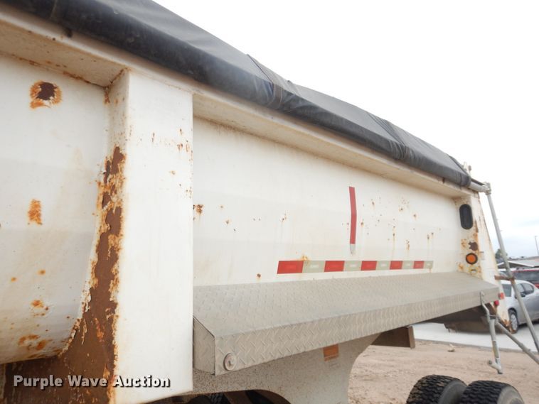 image for item DL0421 2007 Clement Starlite  end dump trailer