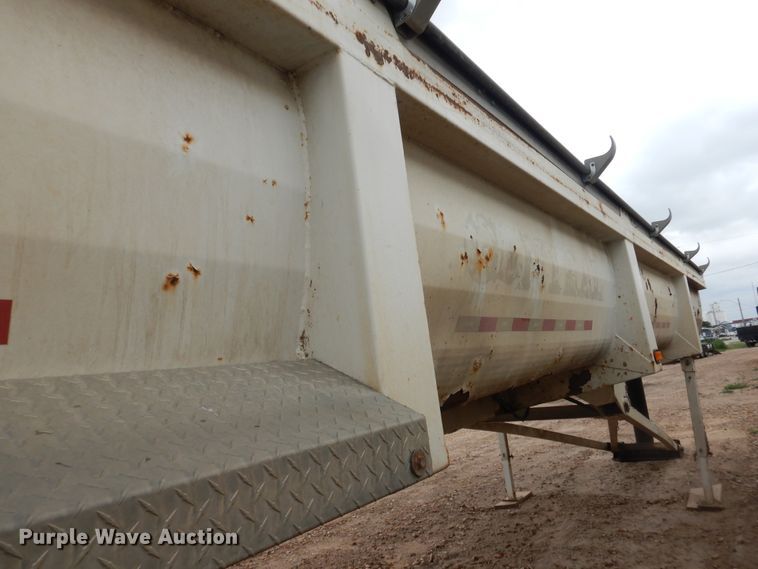 image for item DL0421 2007 Clement Starlite  end dump trailer