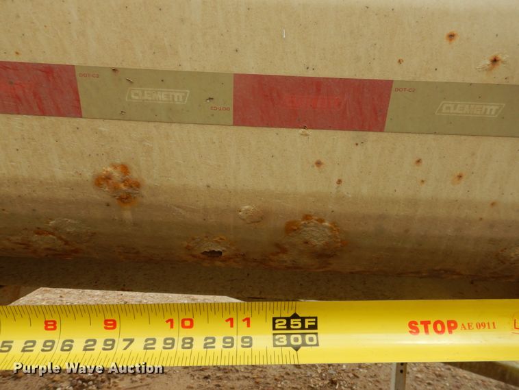 image for item DL0421 2007 Clement Starlite  end dump trailer