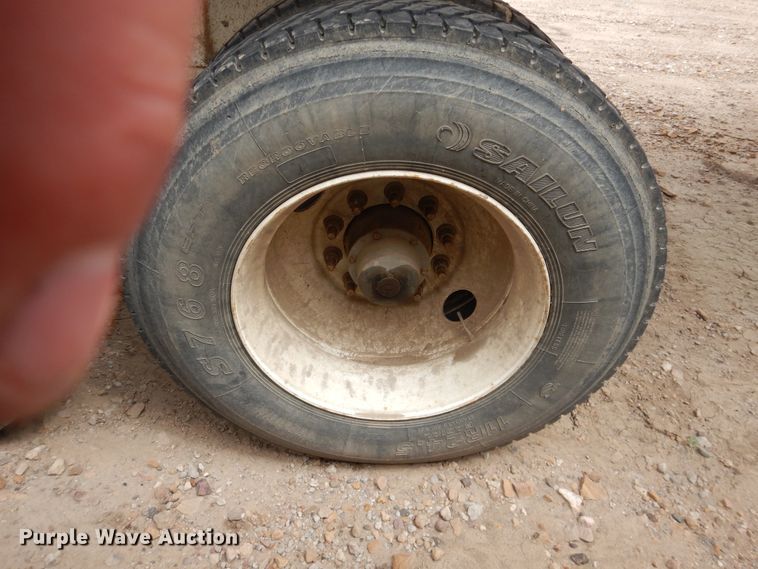 image for item DL0421 2007 Clement Starlite  end dump trailer