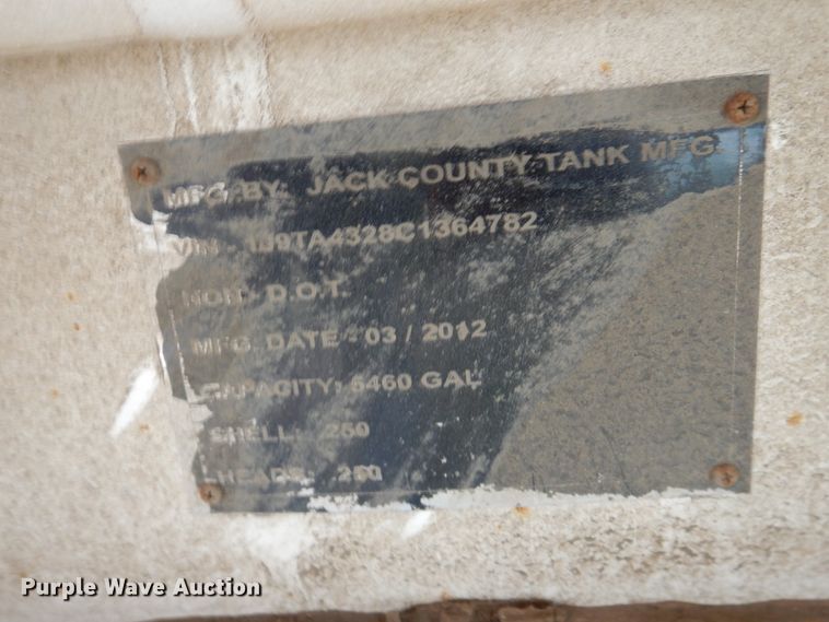 image for item DL0422 2012 Jack  tank trailer