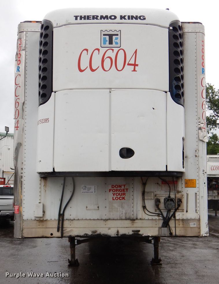 image for item DM0164 2004 Utility VS2RA  refrigerated van trailer