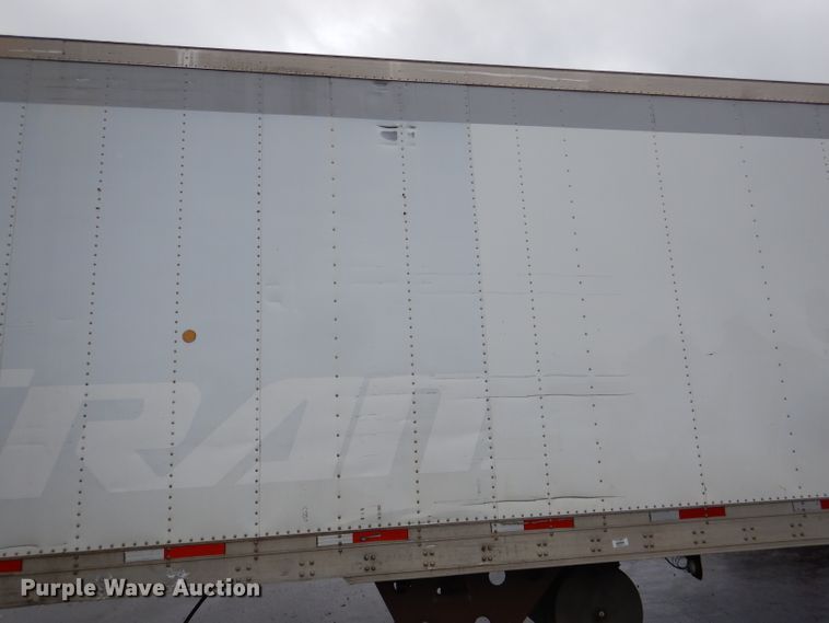 image for item DM0164 2004 Utility VS2RA  refrigerated van trailer
