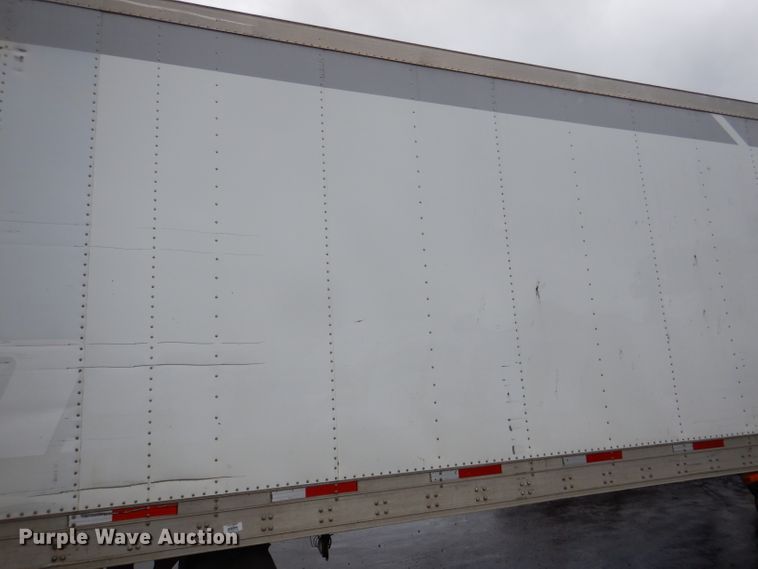 image for item DM0164 2004 Utility VS2RA  refrigerated van trailer