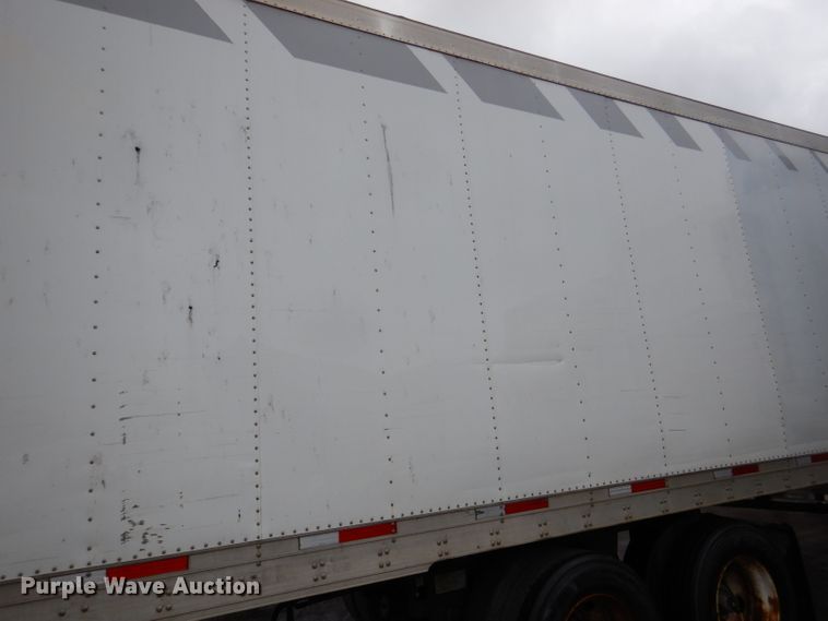image for item DM0164 2004 Utility VS2RA  refrigerated van trailer