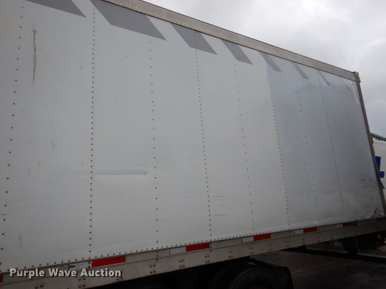image for item DM0164 2004 Utility VS2RA  refrigerated van trailer