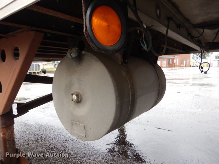 image for item DM0164 2004 Utility VS2RA  refrigerated van trailer