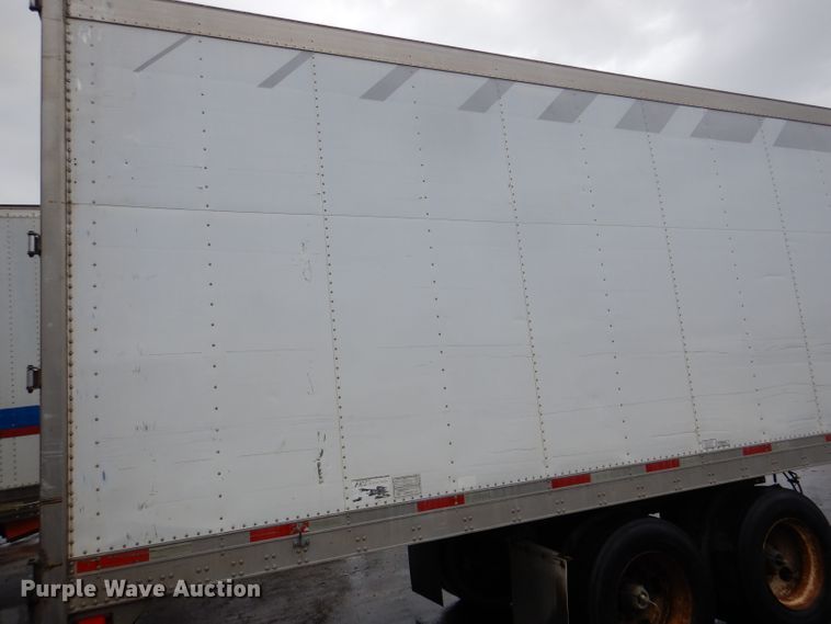 image for item DM0164 2004 Utility VS2RA  refrigerated van trailer