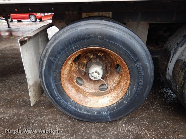 image for item DM0164 2004 Utility VS2RA  refrigerated van trailer