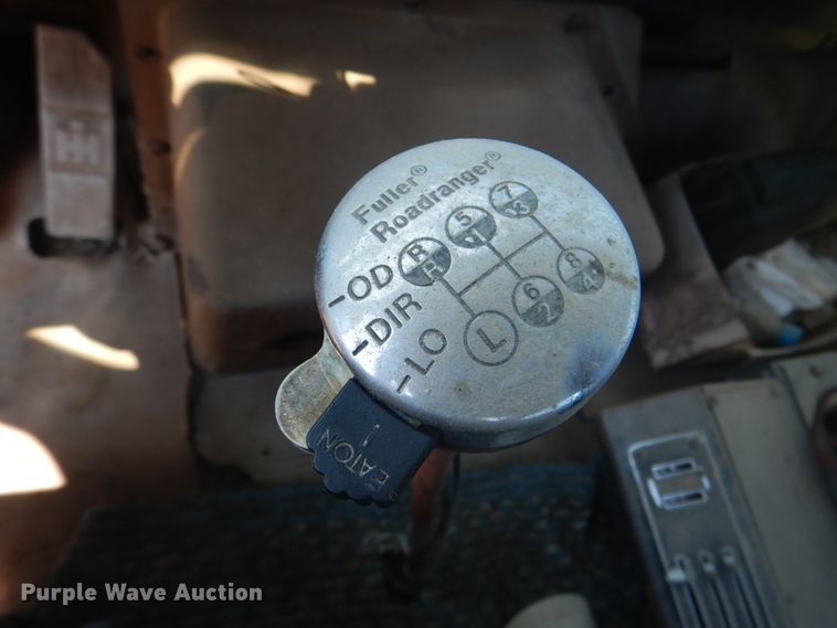 image for item DM3843 1980 International 5070  semi truck