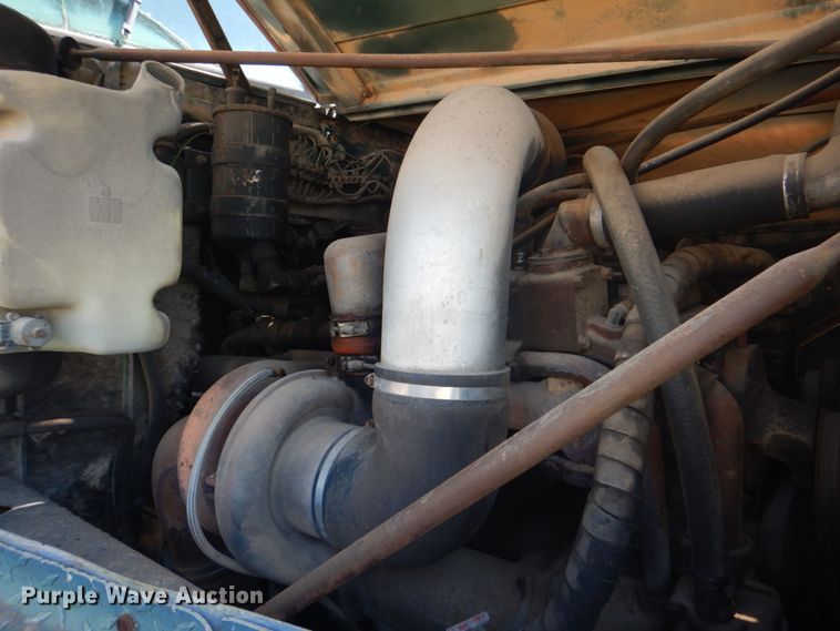 image for item DM3843 1980 International 5070  semi truck