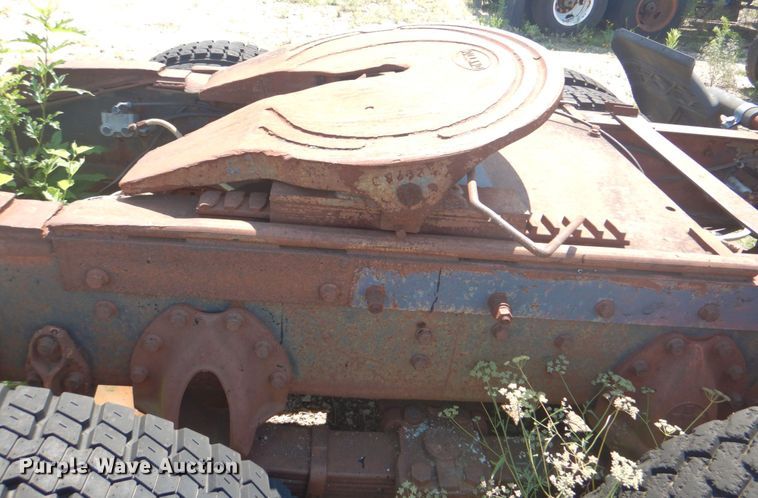 image for item DM3843 1980 International 5070  semi truck