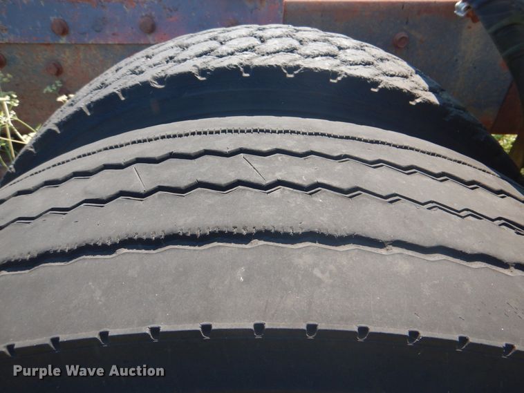 image for item DM3843 1980 International 5070  semi truck