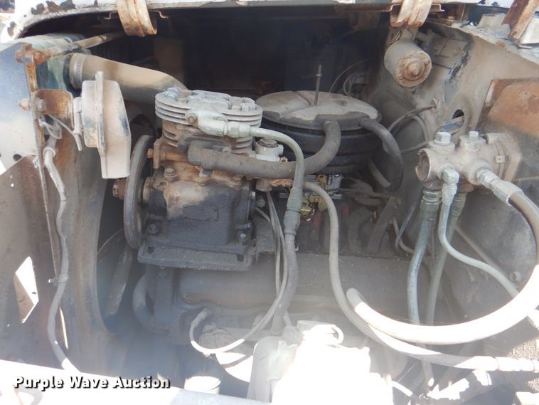 image for item DM3844 1974 International 1800  winch truck