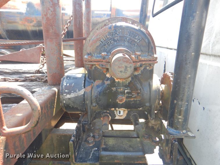 image for item DM3844 1974 International 1800  winch truck