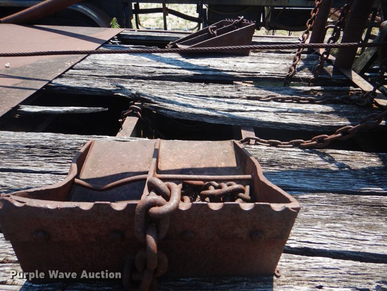 image for item DM3844 1974 International 1800  winch truck