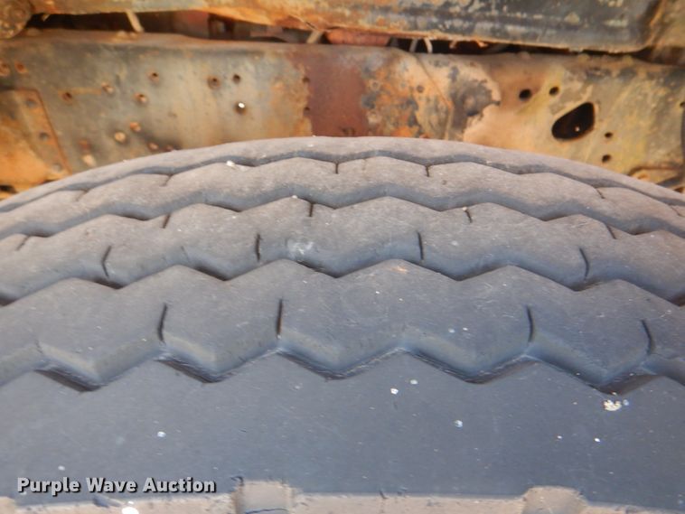 image for item DM3844 1974 International 1800  winch truck