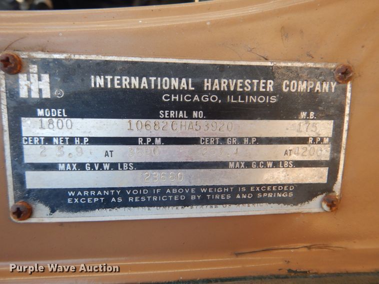 image for item DM3844 1974 International 1800  winch truck