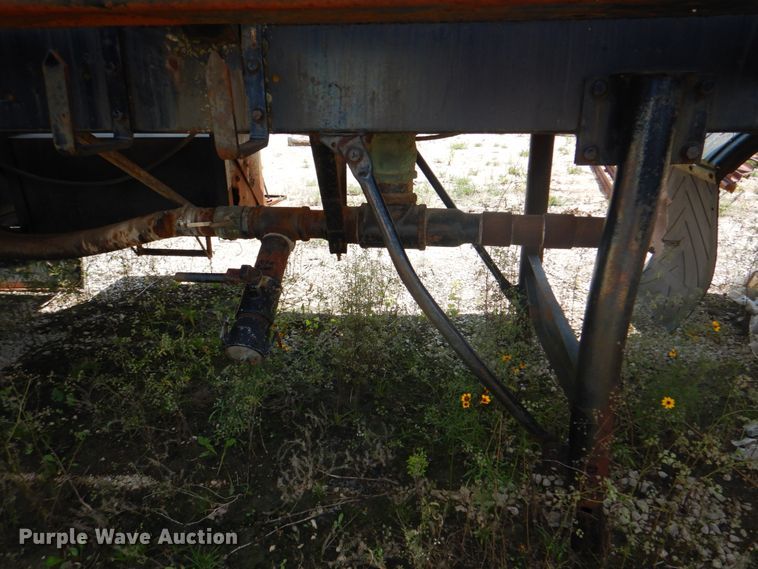 image for item DM3845 1974 Fruehauf  tank trailer