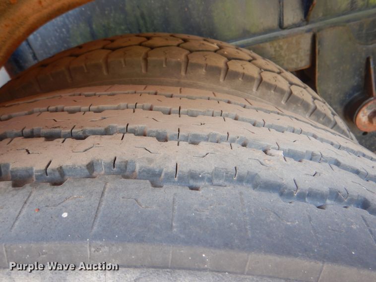 image for item DM3845 1974 Fruehauf  tank trailer