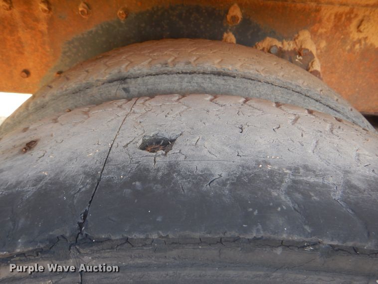 image for item DM3846 1980 International F-5070  tank truck