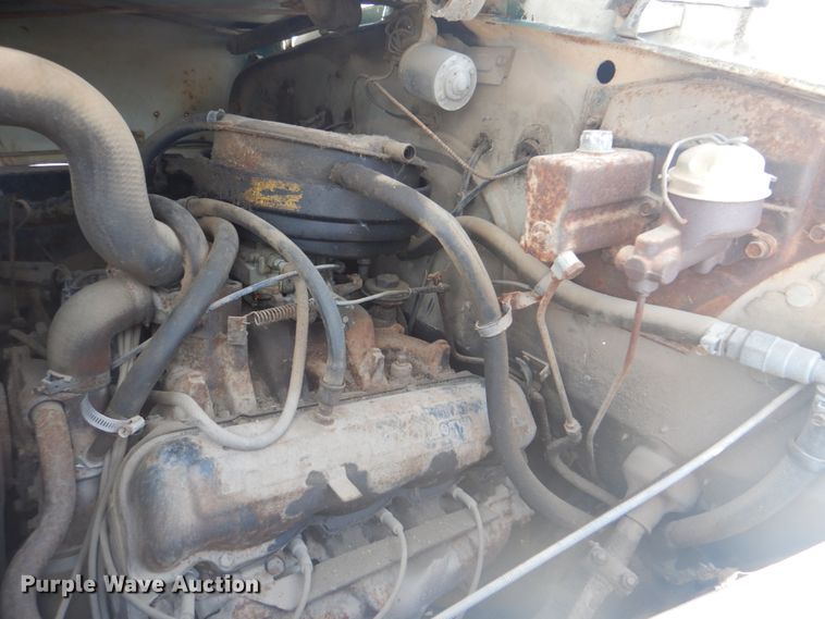 image for item DM3847 1968 International 1600  fuel truck