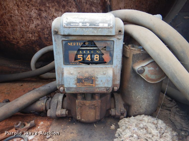 image for item DM3847 1968 International 1600  fuel truck