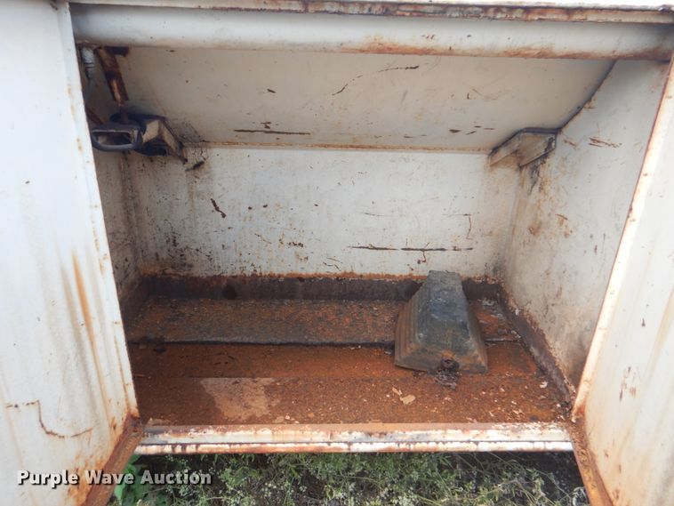 image for item DM3847 1968 International 1600  fuel truck