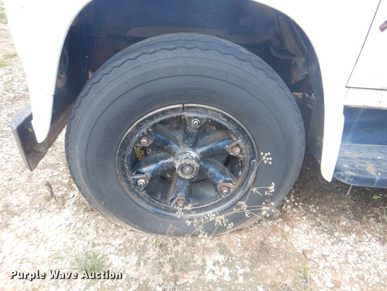 image for item DM3847 1968 International 1600  fuel truck