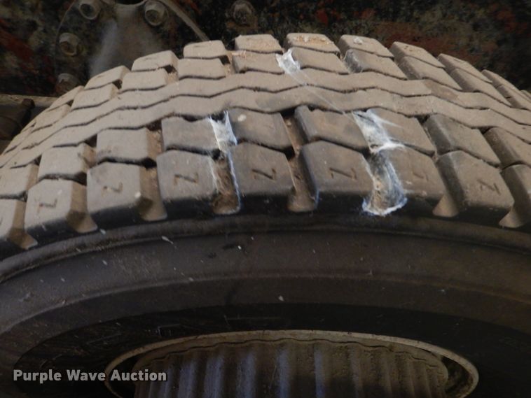 image for item DM3848 1978 International F-5070  semi truck