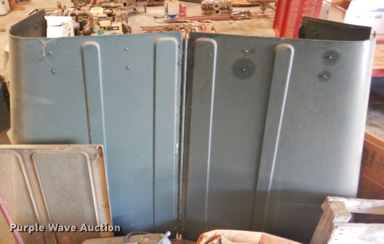 image for item DM3848 1978 International F-5070  semi truck