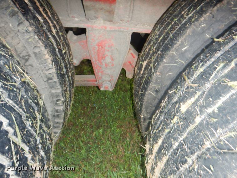 image for item DM3853 1997 Fontaine HDFTT-5-10053FW  drop deck trailer