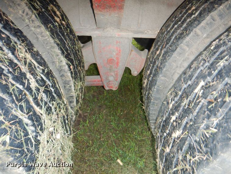 image for item DM3853 1997 Fontaine HDFTT-5-10053FW  drop deck trailer