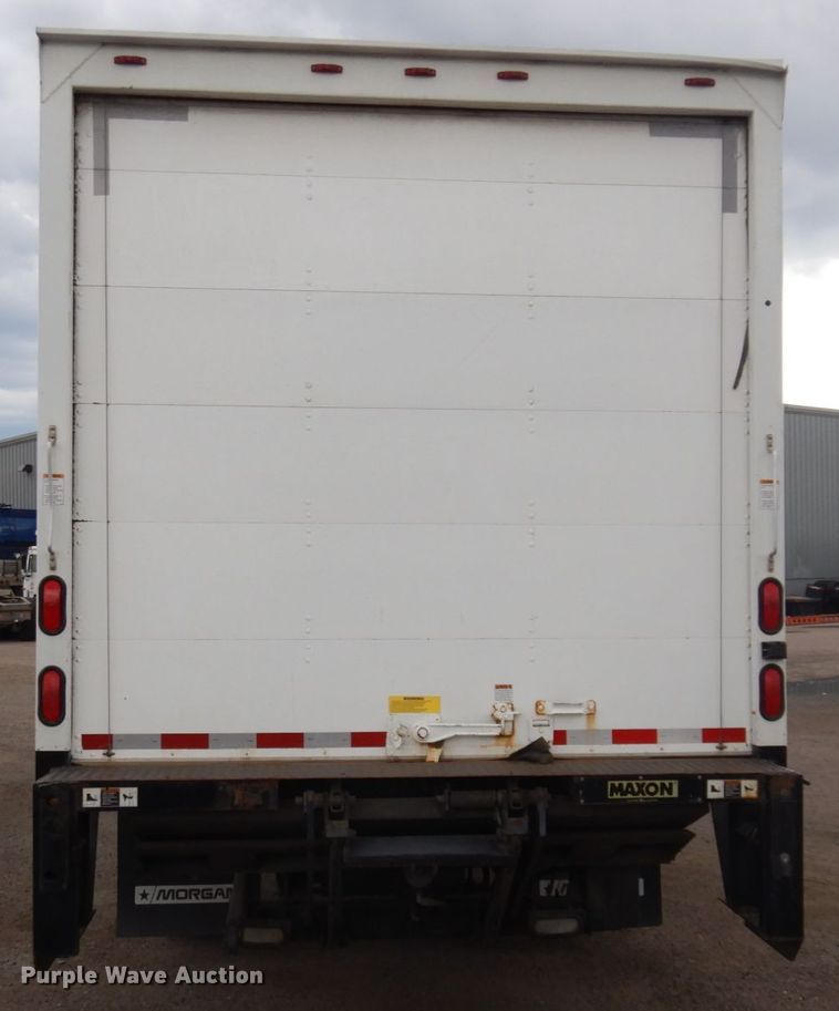 image for item DM5252 2012 Mitsubishi Fuso FE  box truck