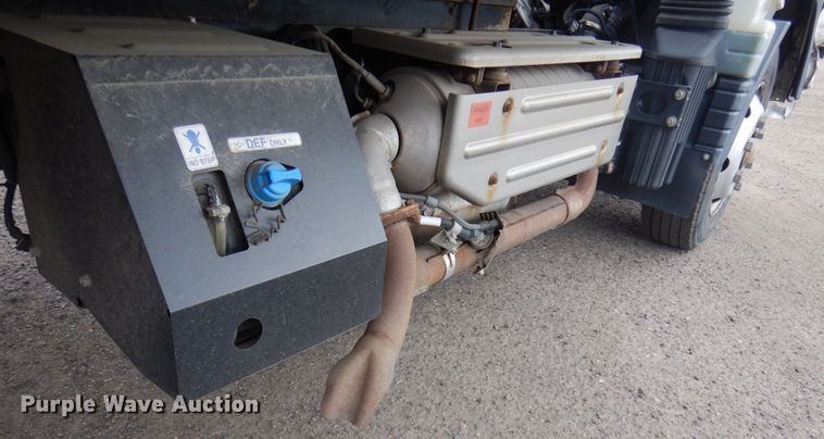 image for item DM5252 2012 Mitsubishi Fuso FE  box truck