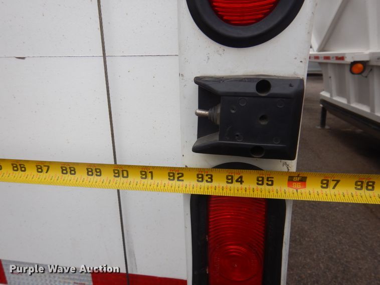 image for item DM5252 2012 Mitsubishi Fuso FE  box truck