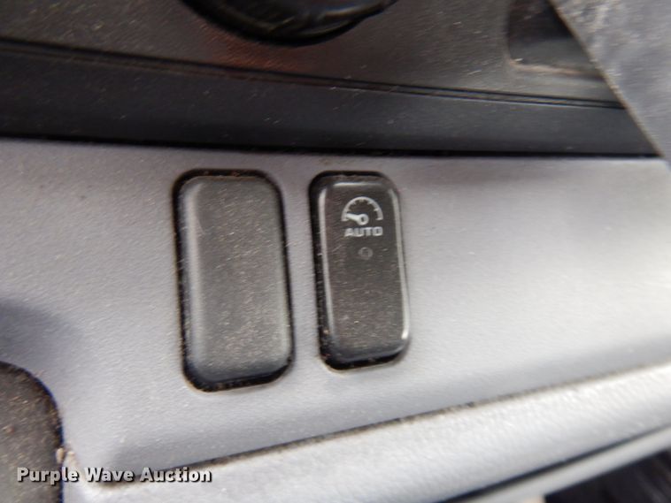 image for item DM5252 2012 Mitsubishi Fuso FE  box truck