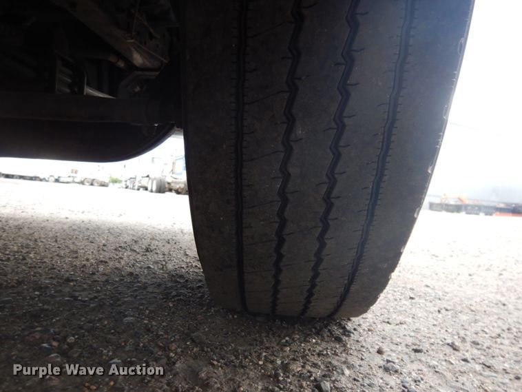 image for item DM5252 2012 Mitsubishi Fuso FE  box truck