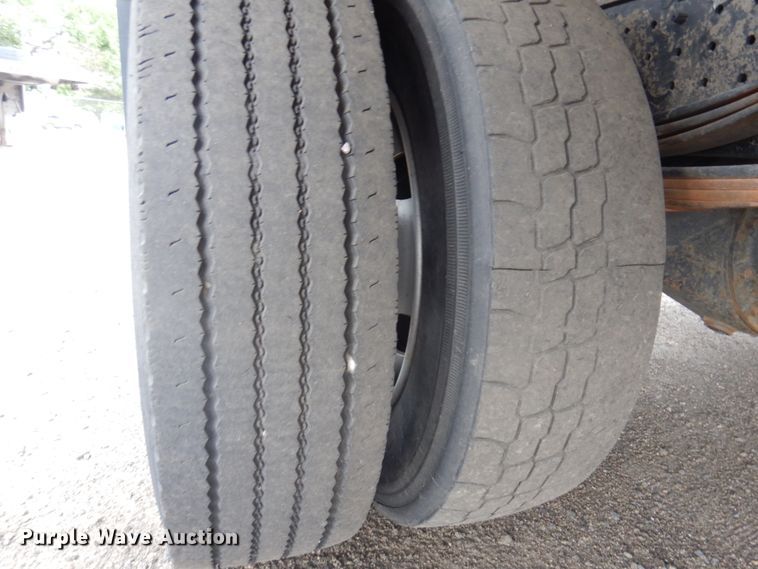 image for item DM5252 2012 Mitsubishi Fuso FE  box truck