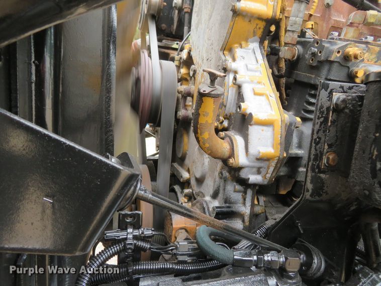 image for item FP9325 1999 International 9200  semi truck