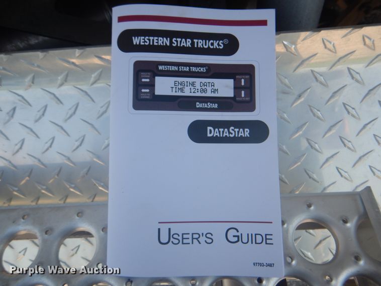 image for item HT9335 2013 Western Star 4900EX  semi truck