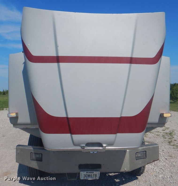 image for item HT9335 2013 Western Star 4900EX  semi truck