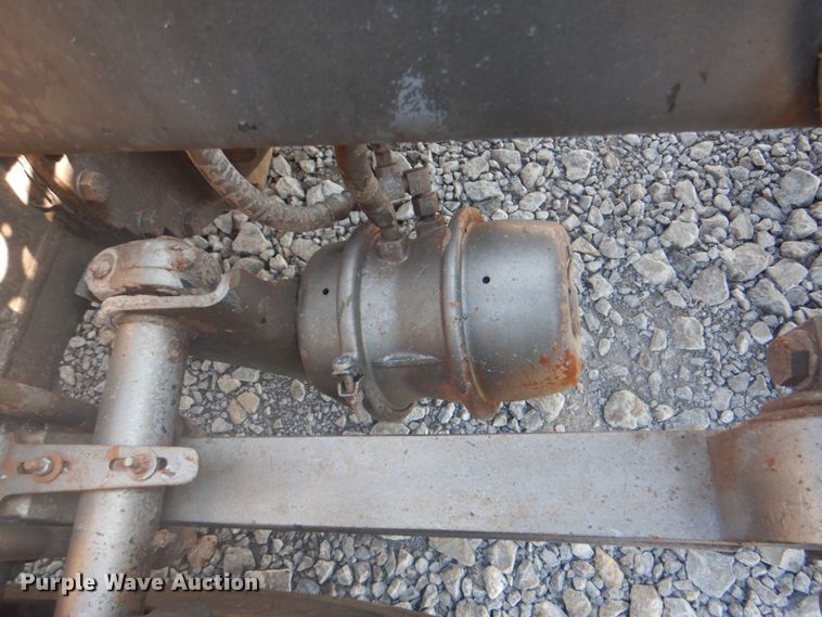 image for item HT9335 2013 Western Star 4900EX  semi truck