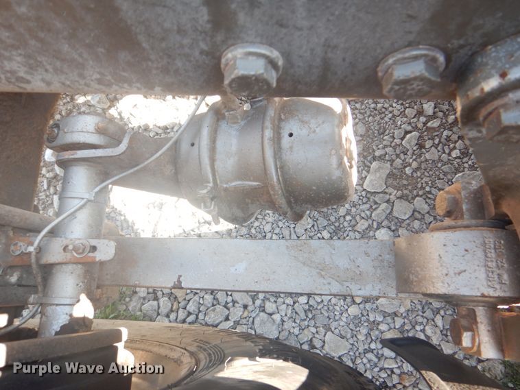 image for item HT9335 2013 Western Star 4900EX  semi truck