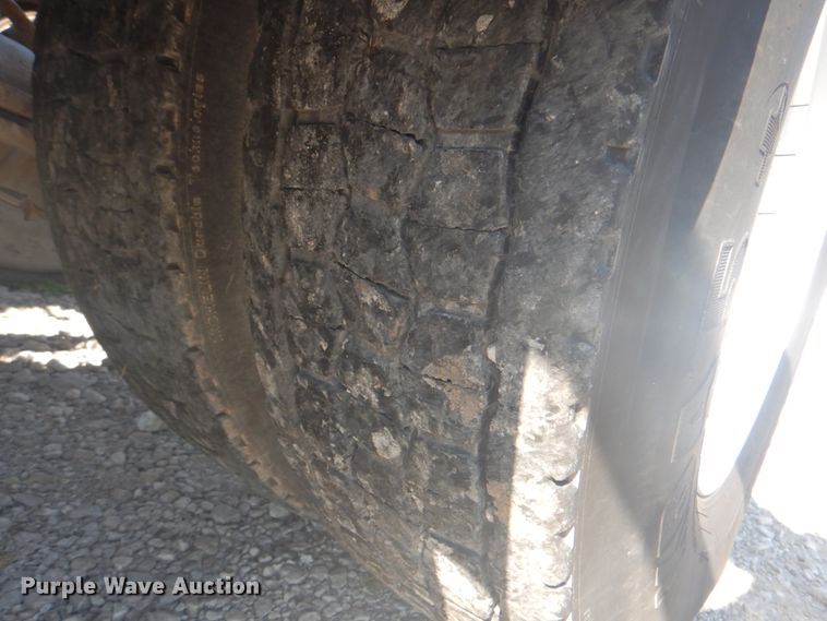 image for item HT9335 2013 Western Star 4900EX  semi truck