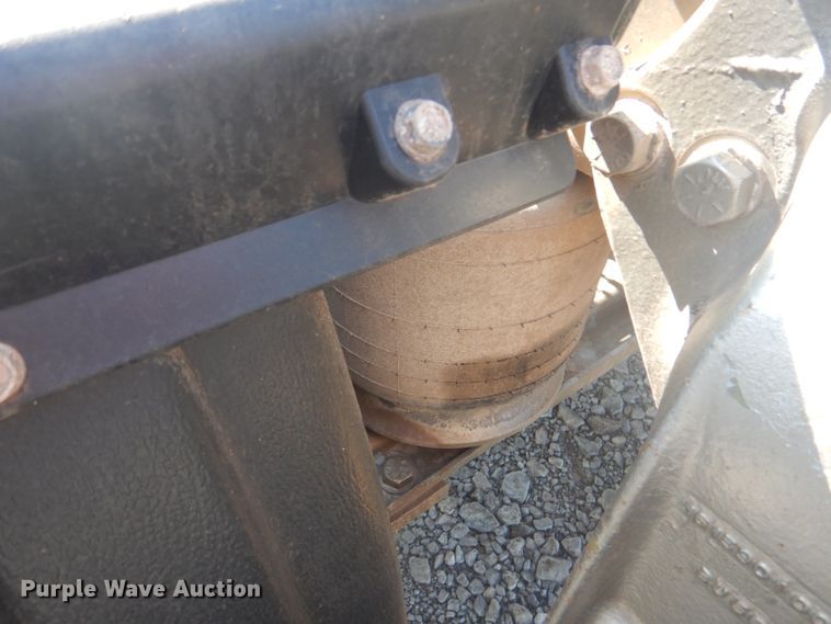 image for item HT9335 2013 Western Star 4900EX  semi truck