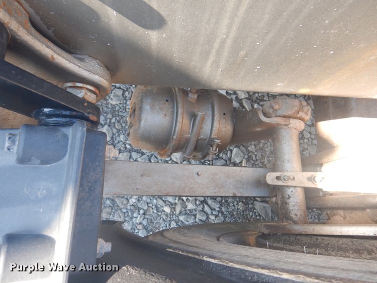 image for item HT9335 2013 Western Star 4900EX  semi truck