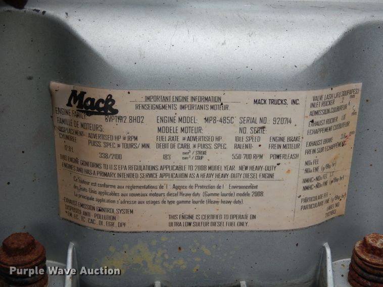 image for item II9564 2009 Mack CHU613  semi truck