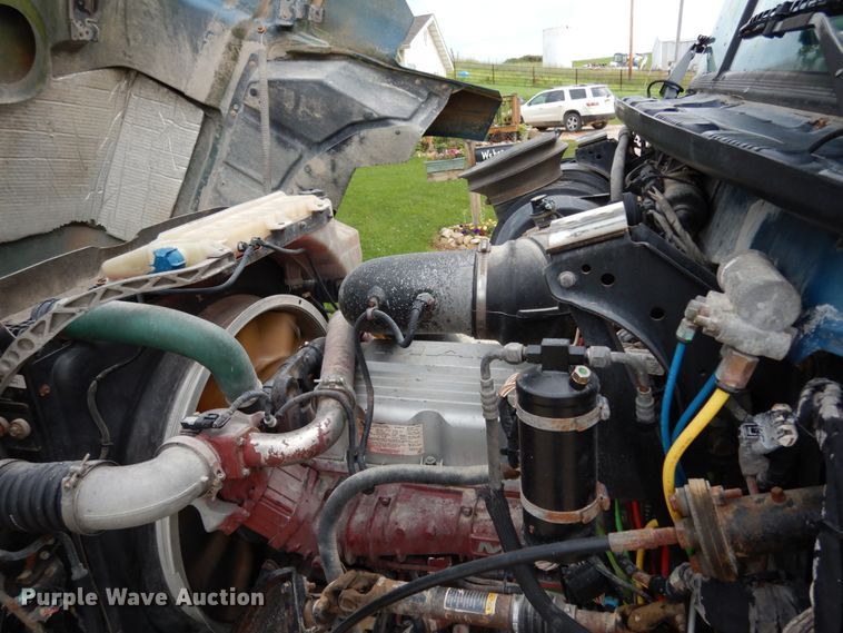 image for item II9597 2009 Mack CHU613  semi truck