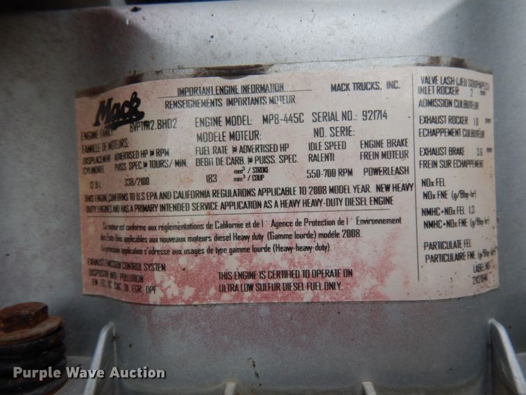 image for item II9597 2009 Mack CHU613  semi truck